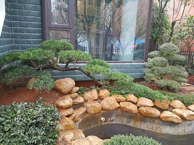 吨位黄蜡石景观石园林建设石材公园造景厂家批发